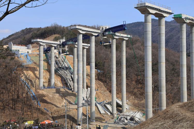 2025年澳门天天彩大全和四川铁路桥发生垮塌与四川铁路桥发生垮塌事故