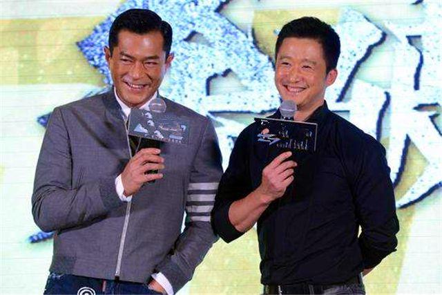 新澳最新版精准特和吴京的车又翻了与吴京车子